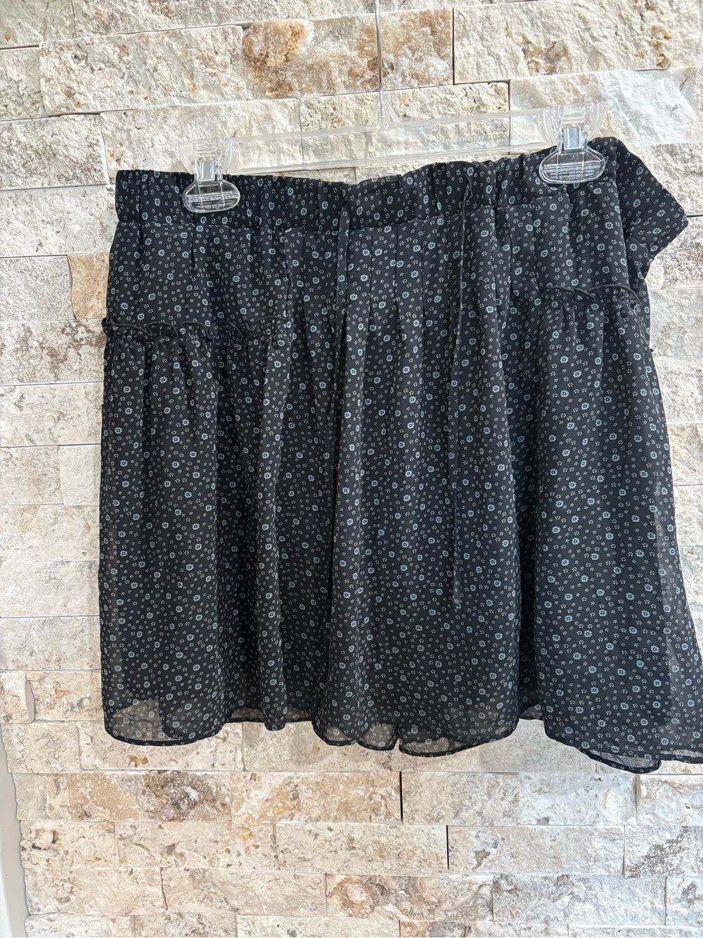 Old Navy‎ Black Mini Skirt with Tiny White Floral Dot Print size L